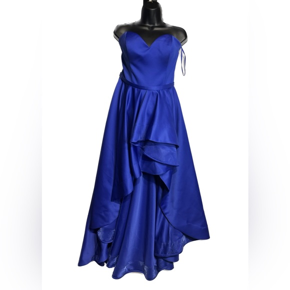 4. Glamour by Terani Couture dress - Picture 2 of 6